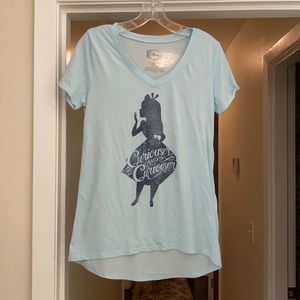 Disney Alice in wonderland tshirt